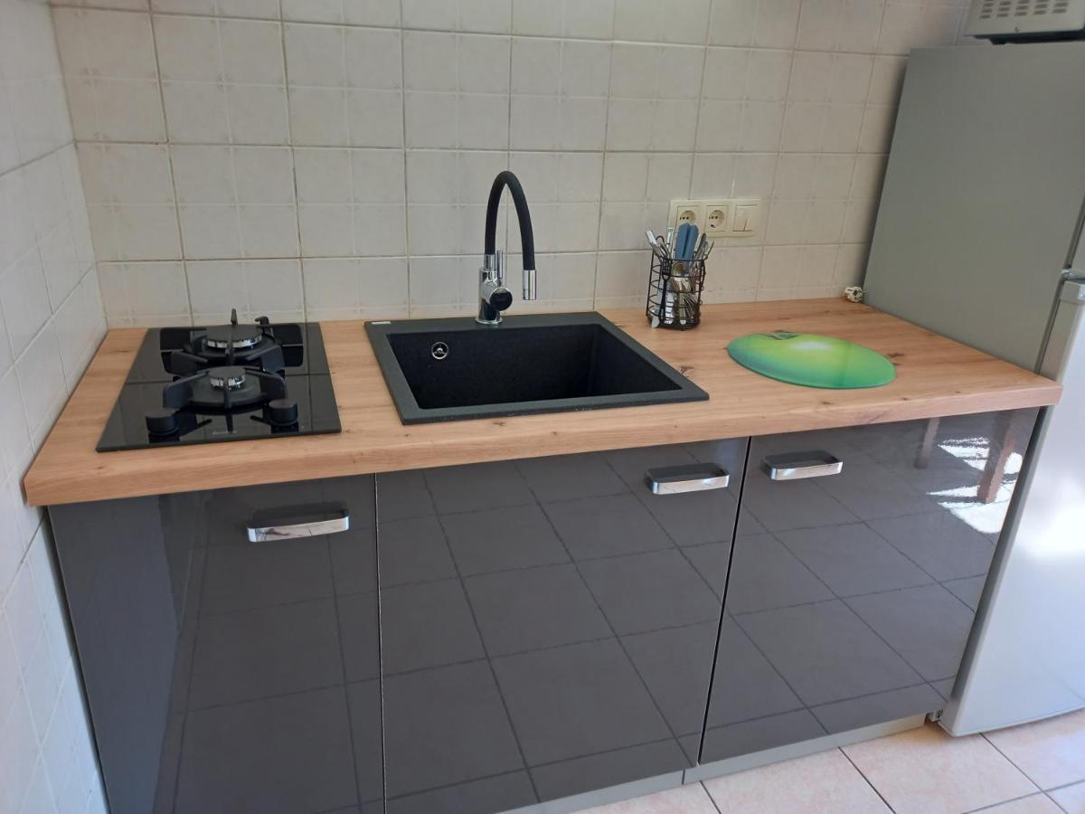 Apartmani Iris I Ana Crikvenica Buitenkant foto